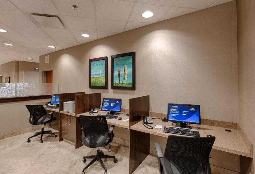 Hotel Canalta Lac La Biche