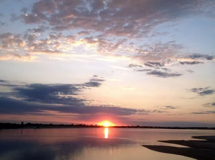 هتل Caprivi Houseboat Safari Lodge