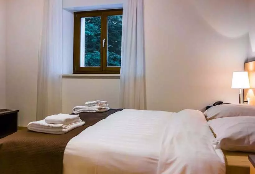 Hotel Chateau De Bossey