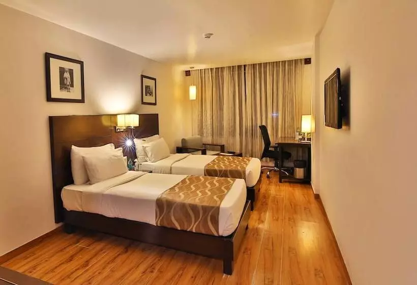 Отель Clarks Collection Vadodara