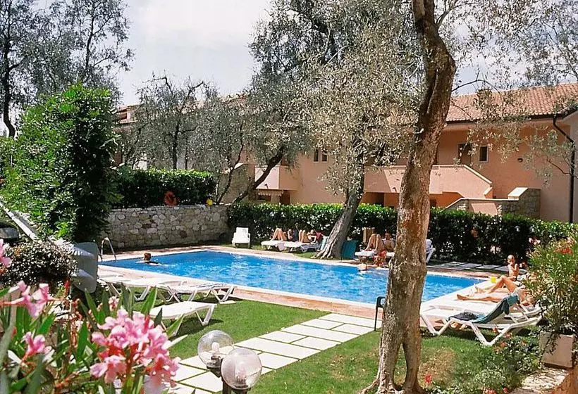 호텔 Residence Club Gardablù