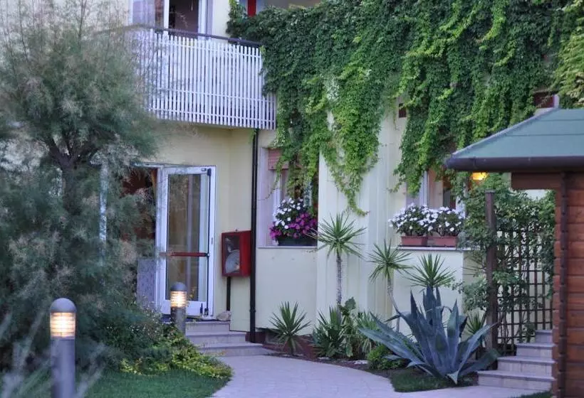 Otel Righetto Fronte Mare