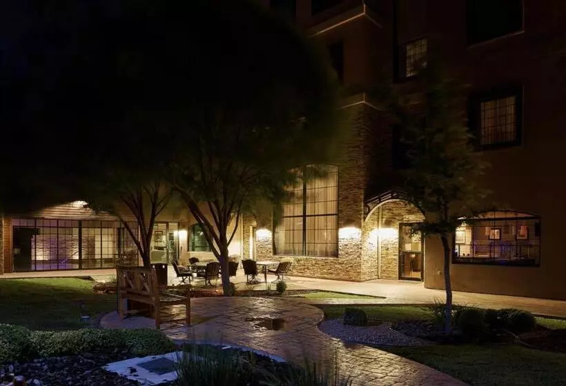 هتل Staybridge Suites Chihuahua, An Ihg