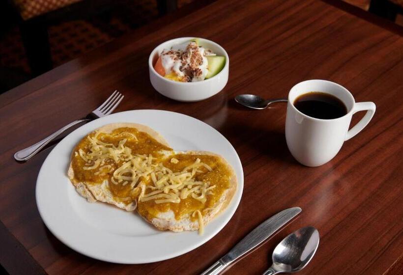 Hotell Staybridge Suites Chihuahua, An Ihg