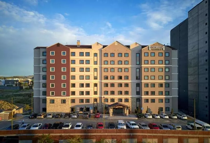هتل Staybridge Suites Chihuahua, An Ihg