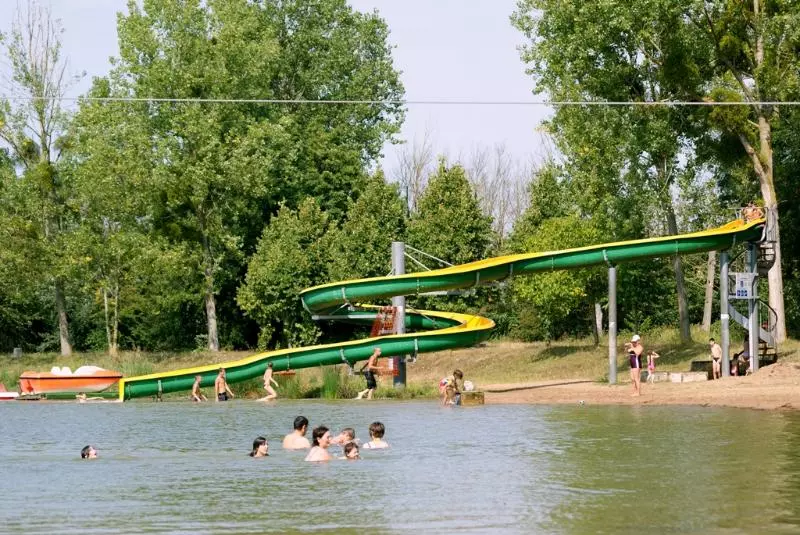 Hotel Terres De France Moncontour Active Park