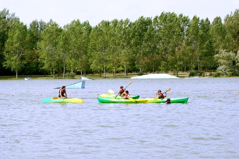 בית מלון כפרי Terres De France Moncontour Active Park