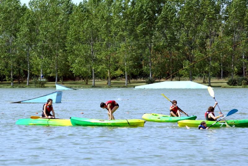 בית מלון כפרי Terres De France Moncontour Active Park