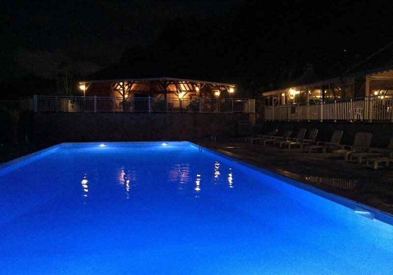 L'imperatrice Village