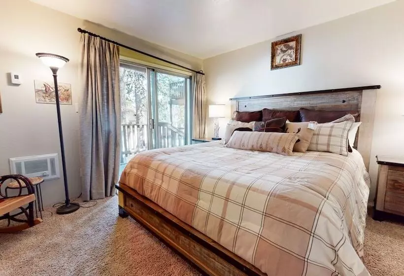 Mammoth View Villas Near Hike/bike Trails!