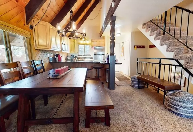 Mammoth View Villas Near Hike/bike Trails!