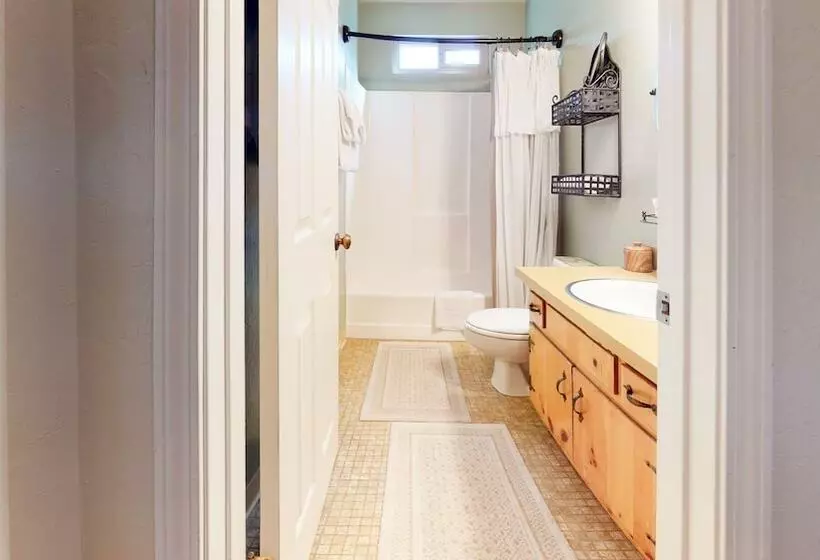 Mammoth View Villas Near Hike/bike Trails!