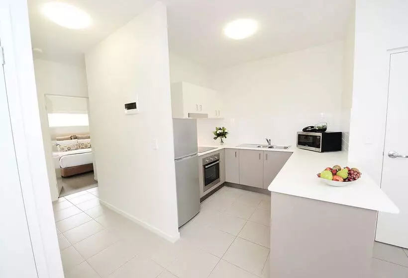 Oaks Middlemount Suites