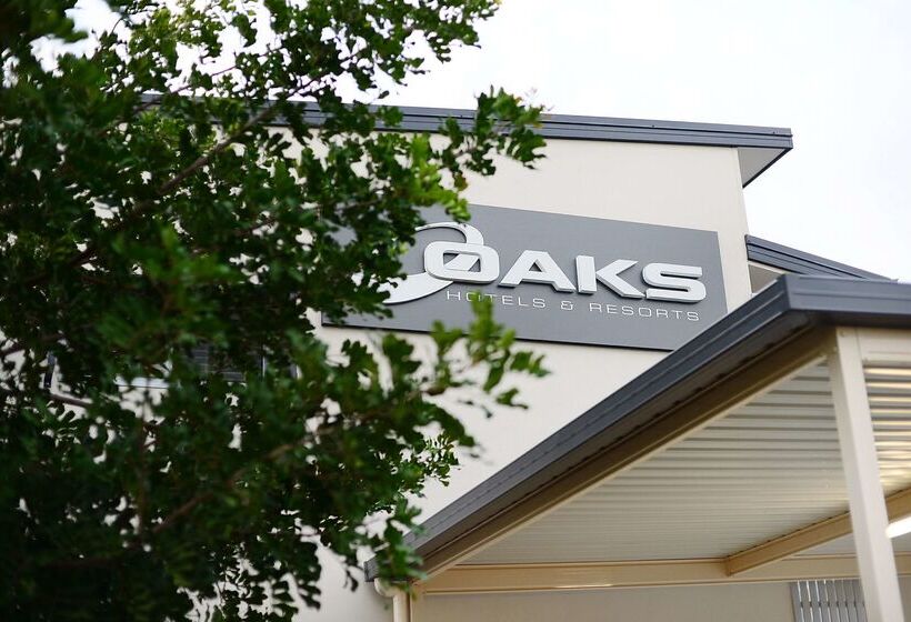 Oaks Middlemount Suites