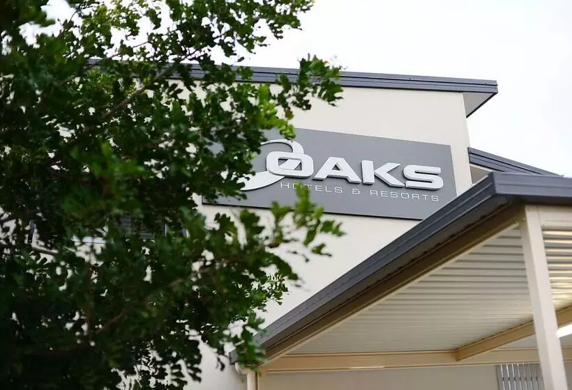 Oaks Middlemount Suites