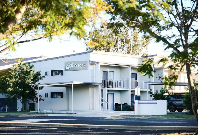 Oaks Middlemount Suites