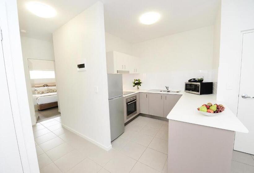 Oaks Middlemount Suites