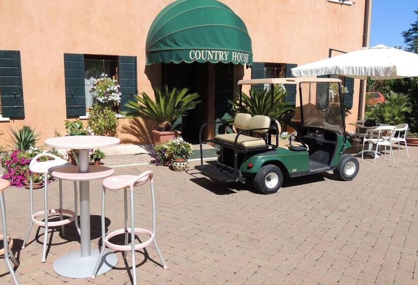 پانسیون Country House Country Club