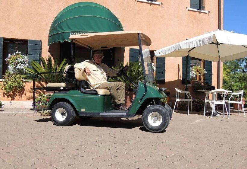 پانسیون Country House Country Club