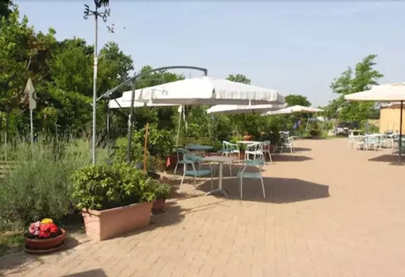 پانسیون Country House Country Club