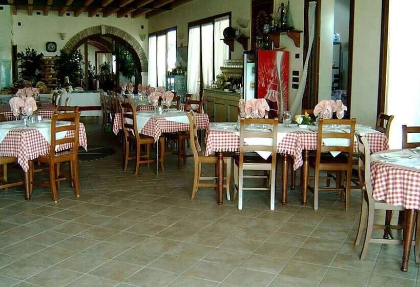 پانسیون Country House Country Club