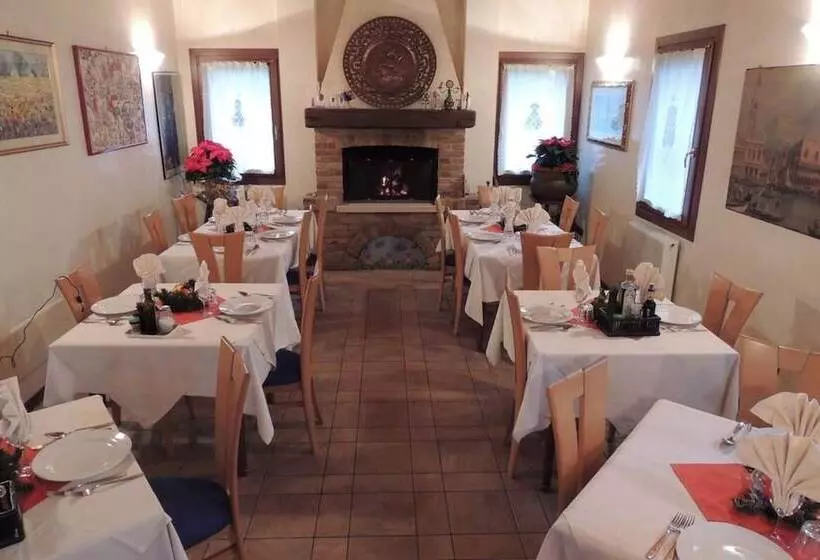 پانسیون Country House Country Club