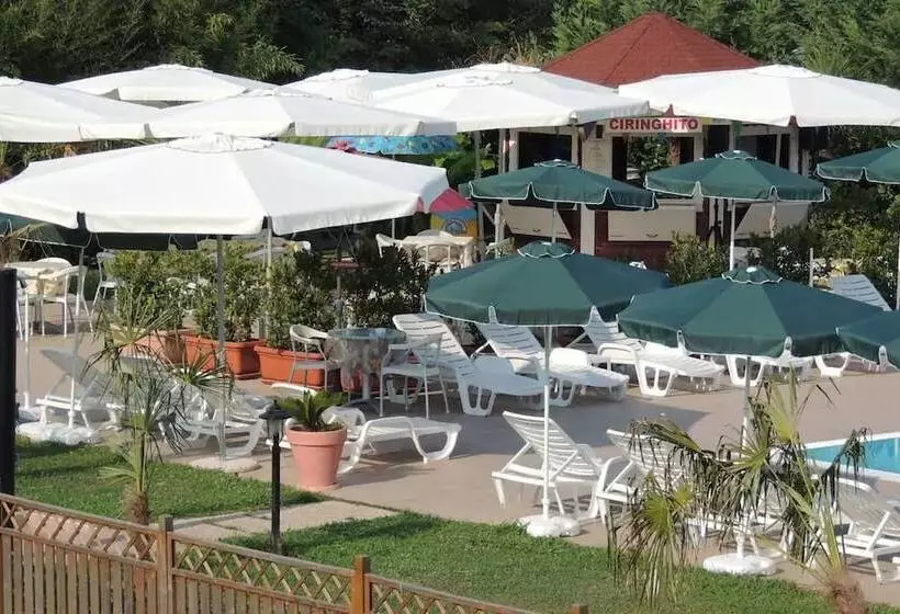 پانسیون Country House Country Club