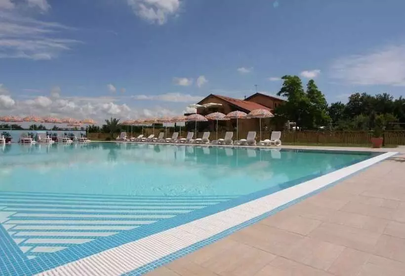 پانسیون Country House Country Club