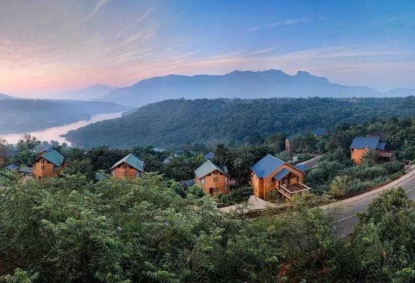 אתר נופש Aamby Valley City