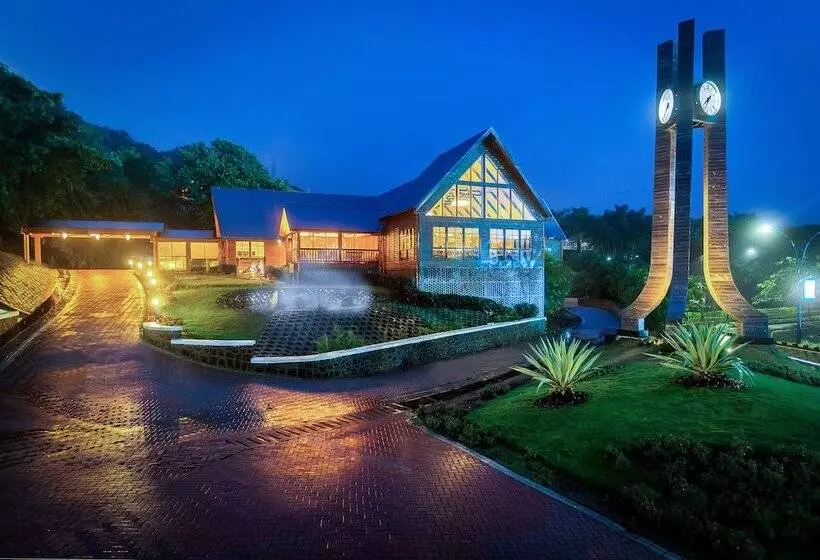 אתר נופש Aamby Valley City