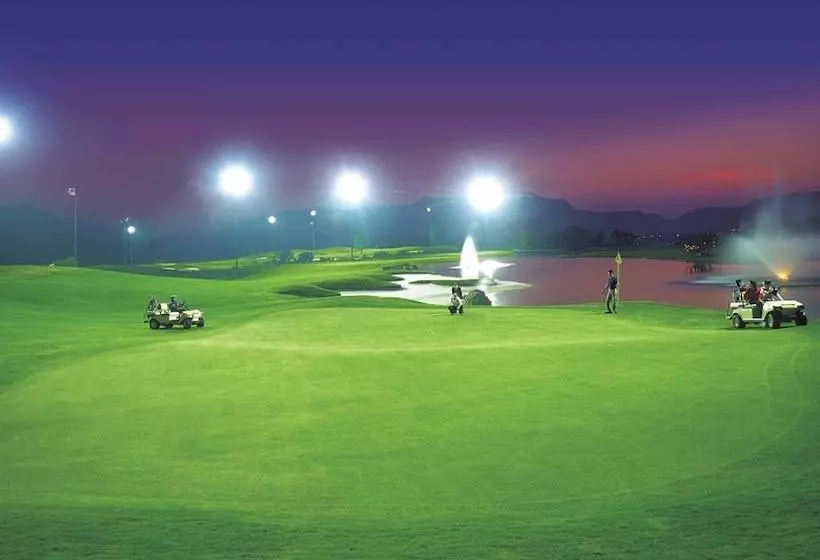 אתר נופש Aamby Valley City