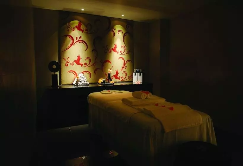 אתר נופש Aamby Valley City