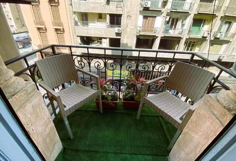 The Australian Hostel