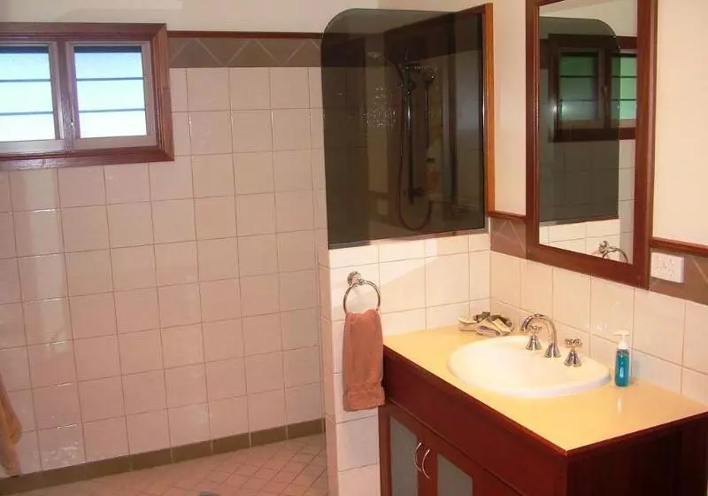 The Summit Rainforest Retreat