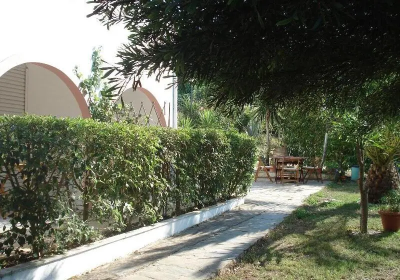Villa Avra