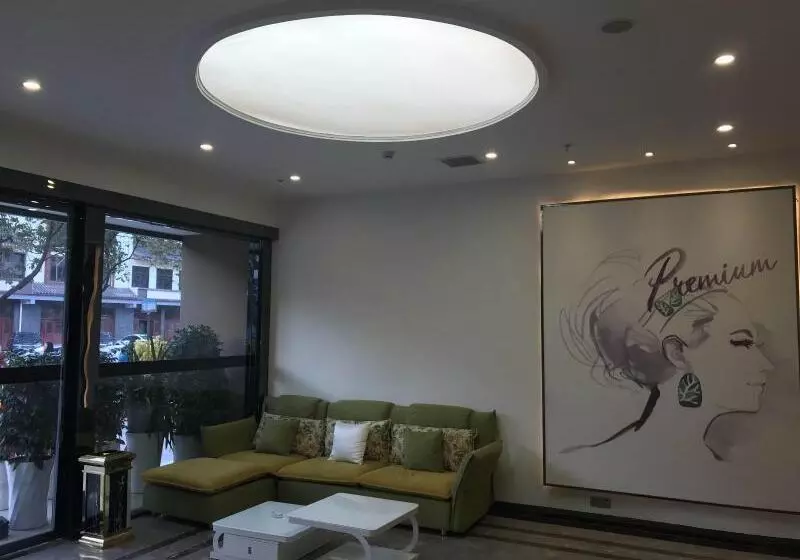 Hotelli 7 Days Premiuma Xichang Laohaiting Qionghai Wetlan