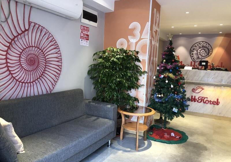 Shell Hotel Shanghai Normal University Hongcao Road Metro Station Guiping Road