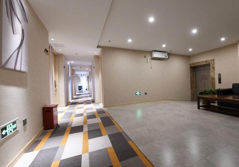 Shell Hotel Shanghai Normal University Hongcao Road Metro Station Guiping Road