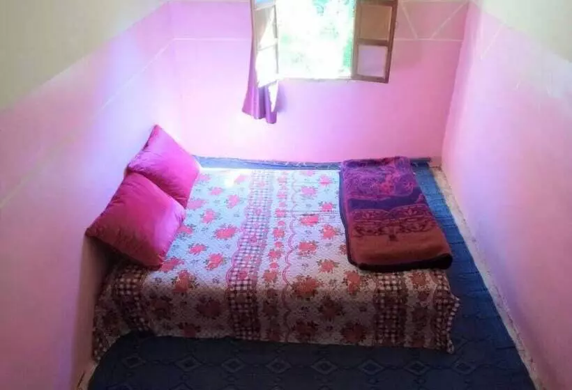 Retkeilymaja Gite Ifoulou Tassaout