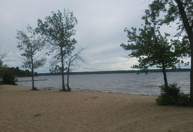 호스텔 Pine Lodge