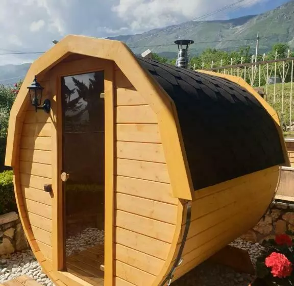 B&b Lo Chalet Di Ocre