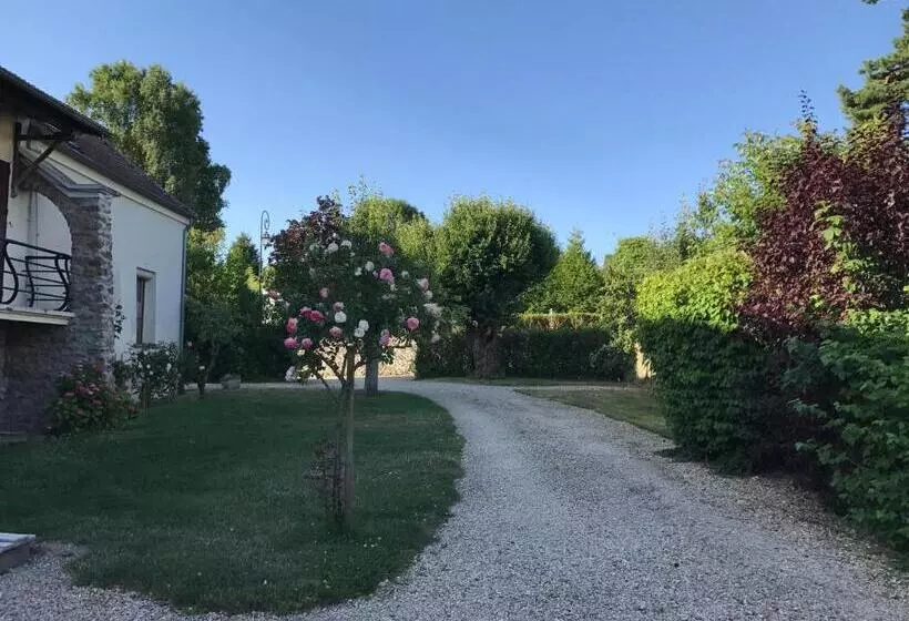 Aamiaismajoitus (B&B) Chambre D Hotes Romance