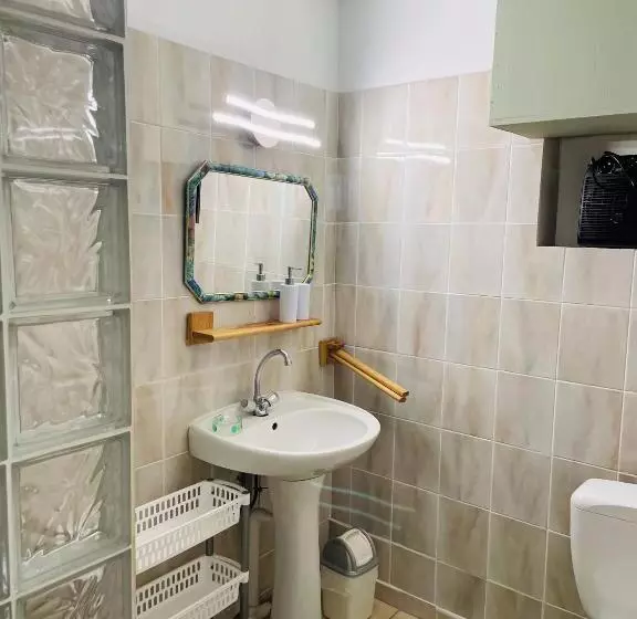 ベッドアンドブレックファースト Les Copains à Bord