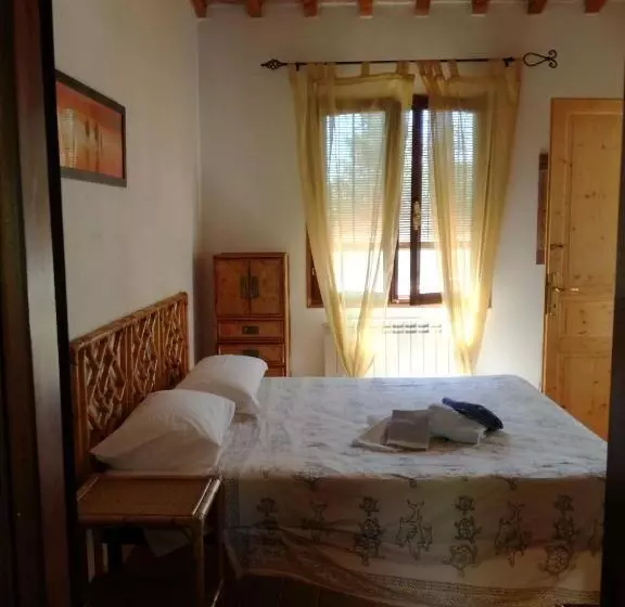 ホテル Agriturismo Campolungo