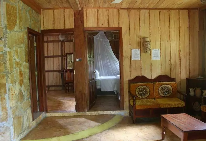 Hotelli Nueva Alianza