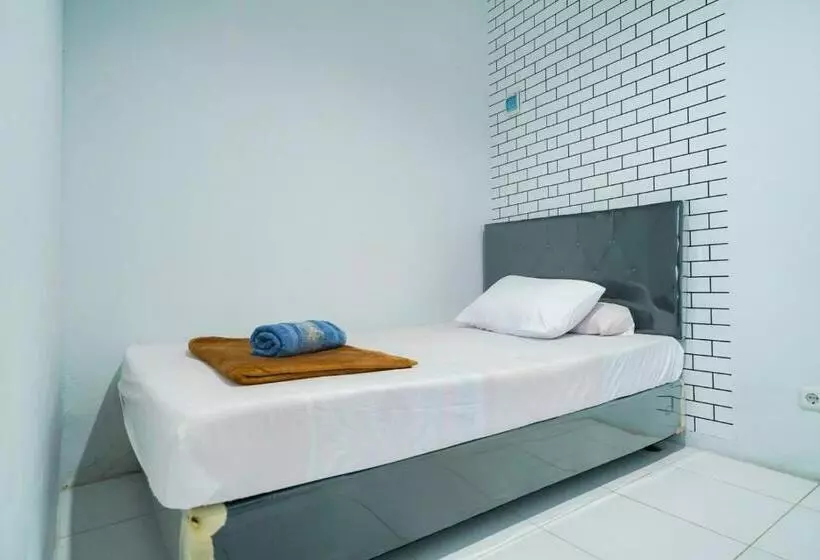 Hotelli Pekayon Garden House Syariah Redpartner