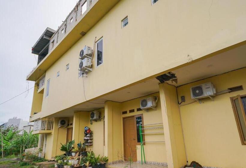 בית מלון כפרי Pekayon Garden House Syariah Redpartner