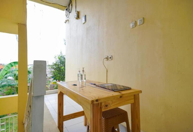 בית מלון כפרי Pekayon Garden House Syariah Redpartner