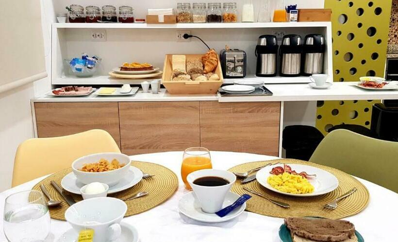 Bed and Breakfast Aroma D