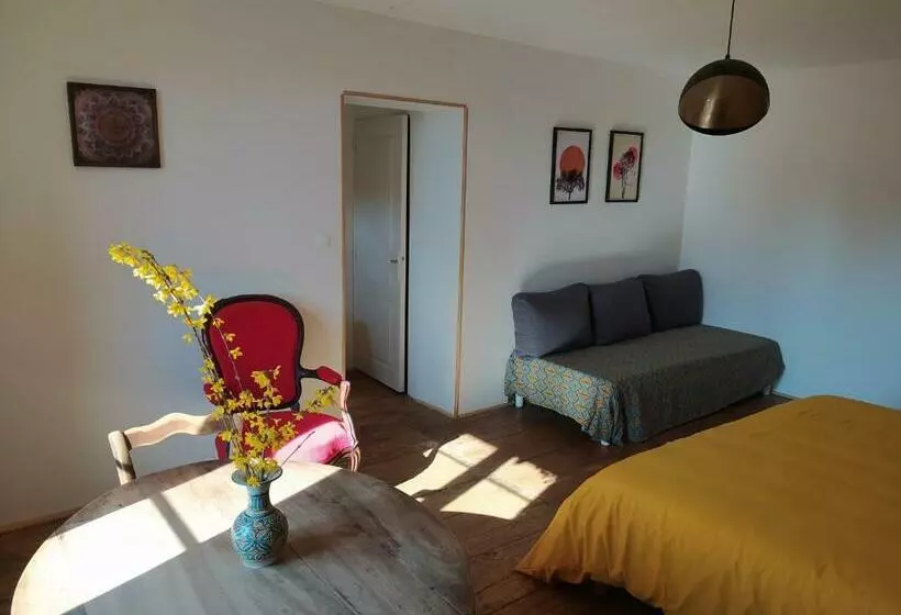 ベッドアンドブレックファースト Avol D Oiseau